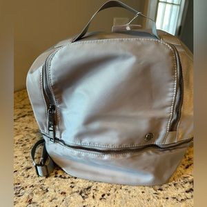 NWT lululemon city adventure backpack